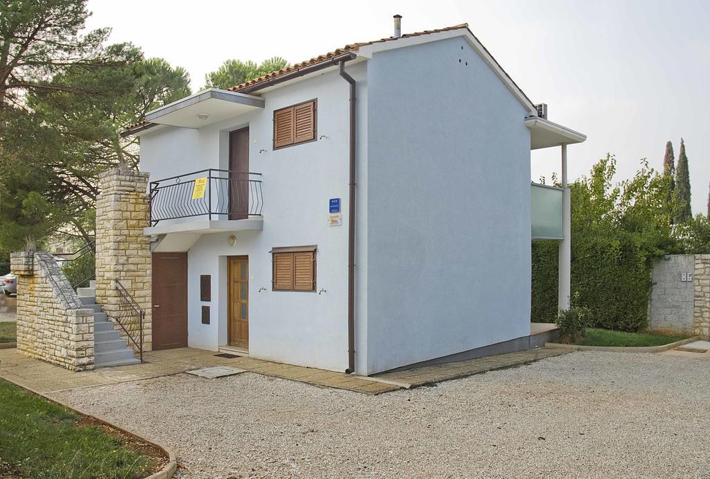 Daila Apartments Novigrad Istria Habitación foto